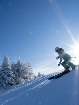 Pico Mountain Ski Resort Live Webcam, Snow Reports, Trail Maps
